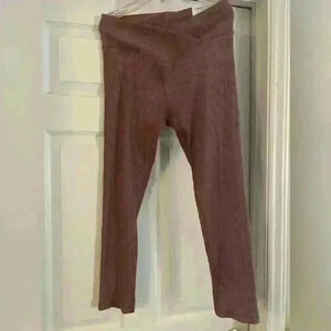 Women’s size large, blush Pink ribbed full length Aeropostale leggingsNWT